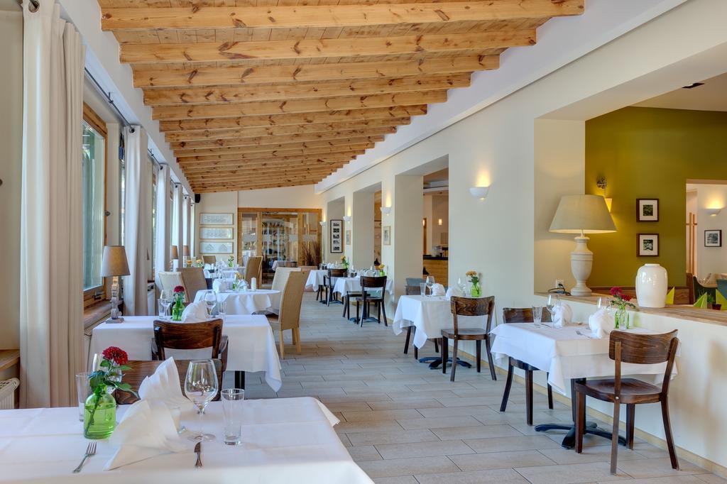Hotel Strandhaus - Boutique Resort & Spa Люббен Экстерьер фото