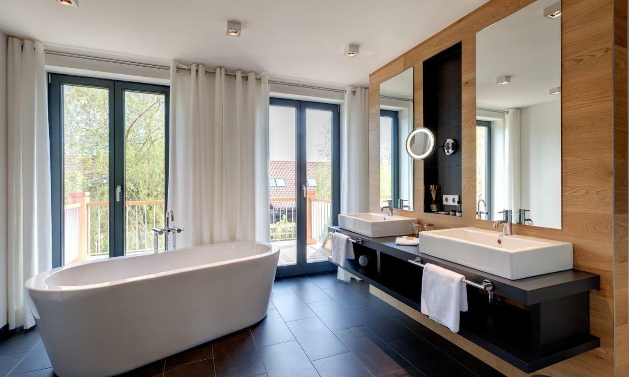 Hotel Strandhaus - Boutique Resort & Spa Люббен Экстерьер фото